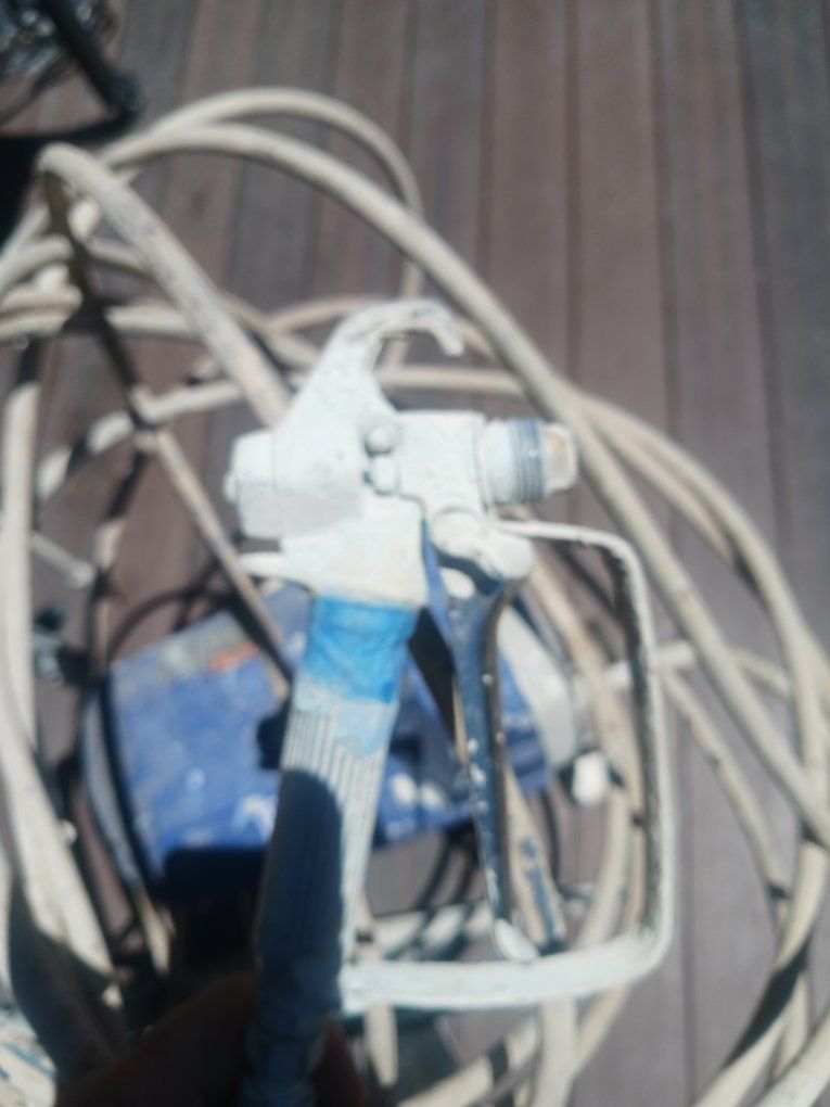 Main image 4