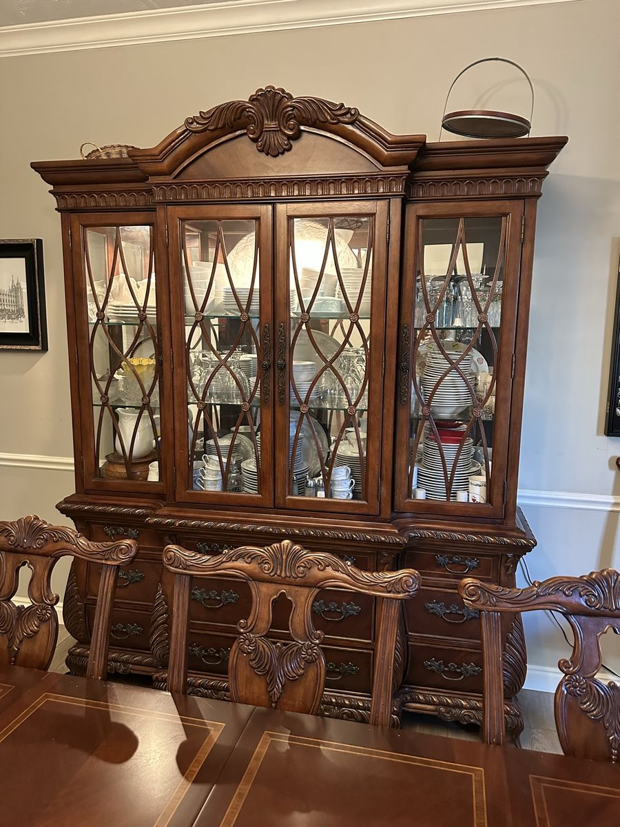 Dining Hutch