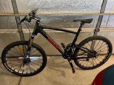 Giant Anthem Advanced SL Mountain Bike Full Suspension Carbon Frame Fox 26" Wheels