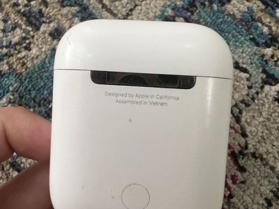 AirPods