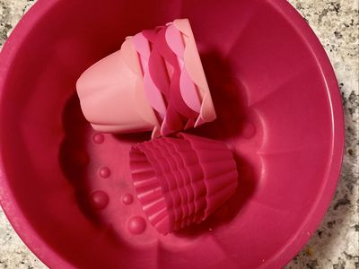 Silicone bowl and cupcake liners
