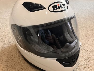 Bilt White Full-Face Motorcycle Helmet DOT Certified - Size L