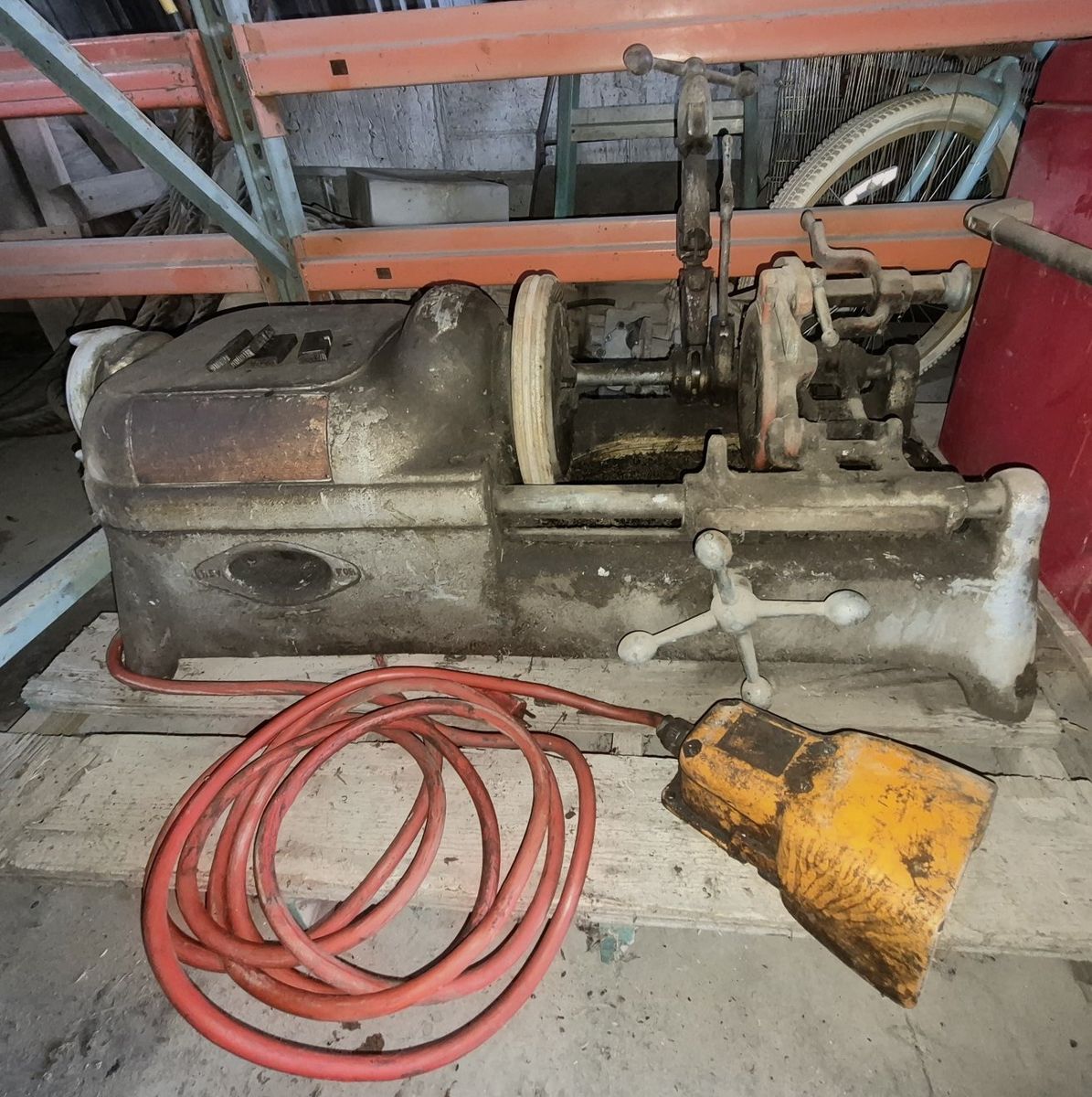 Ridgid 535 Pipe Threading Machine