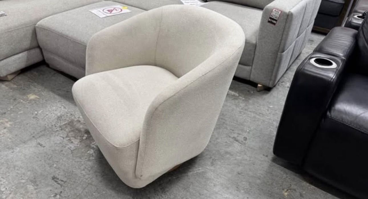 Chair Fabric Seivel USED