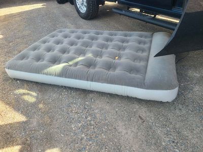 air mattress with built in pump