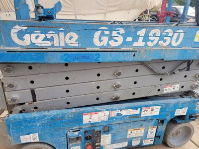 Scissor lifts Wanted