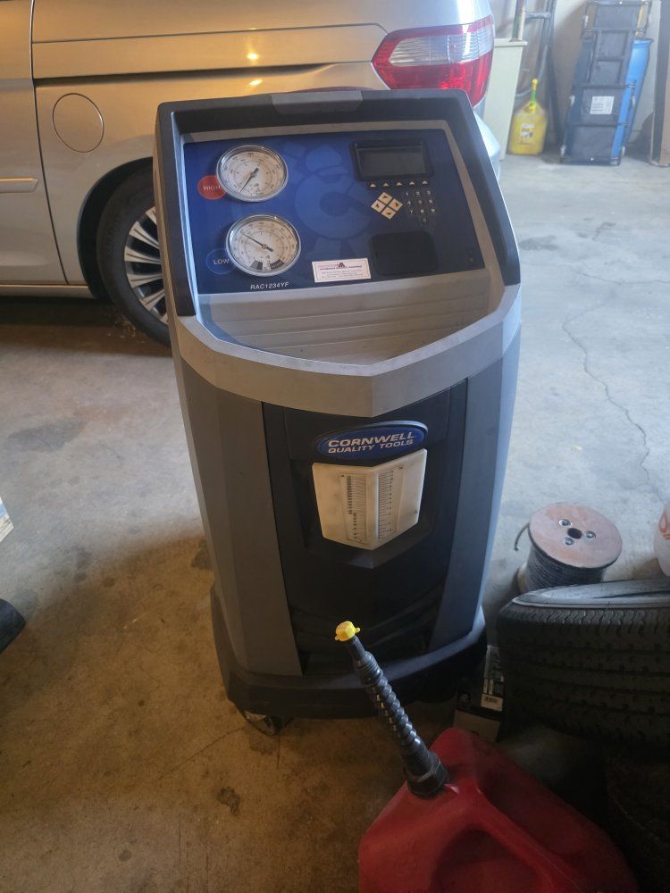 Robinair RA1234yf Refrigerant Recovery, Recycling, Recharging Station AC Machine