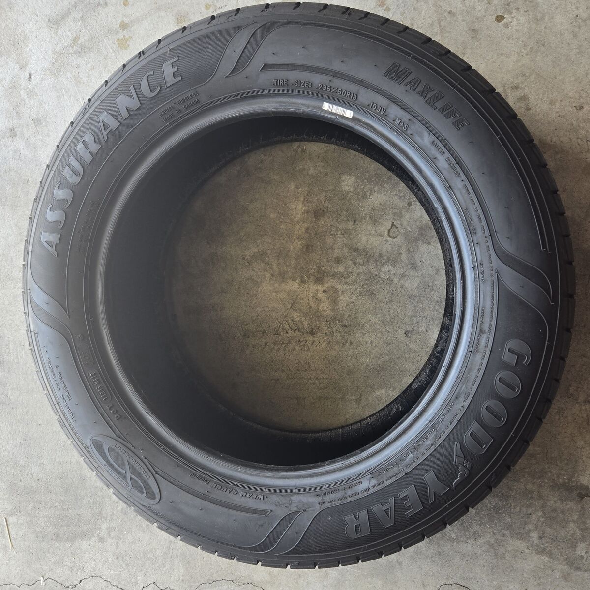 Goodyear 235/60r18