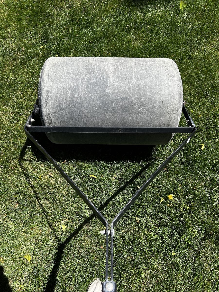 Lawn Grass Roller For Rent