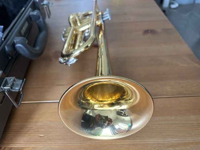 Main image 4