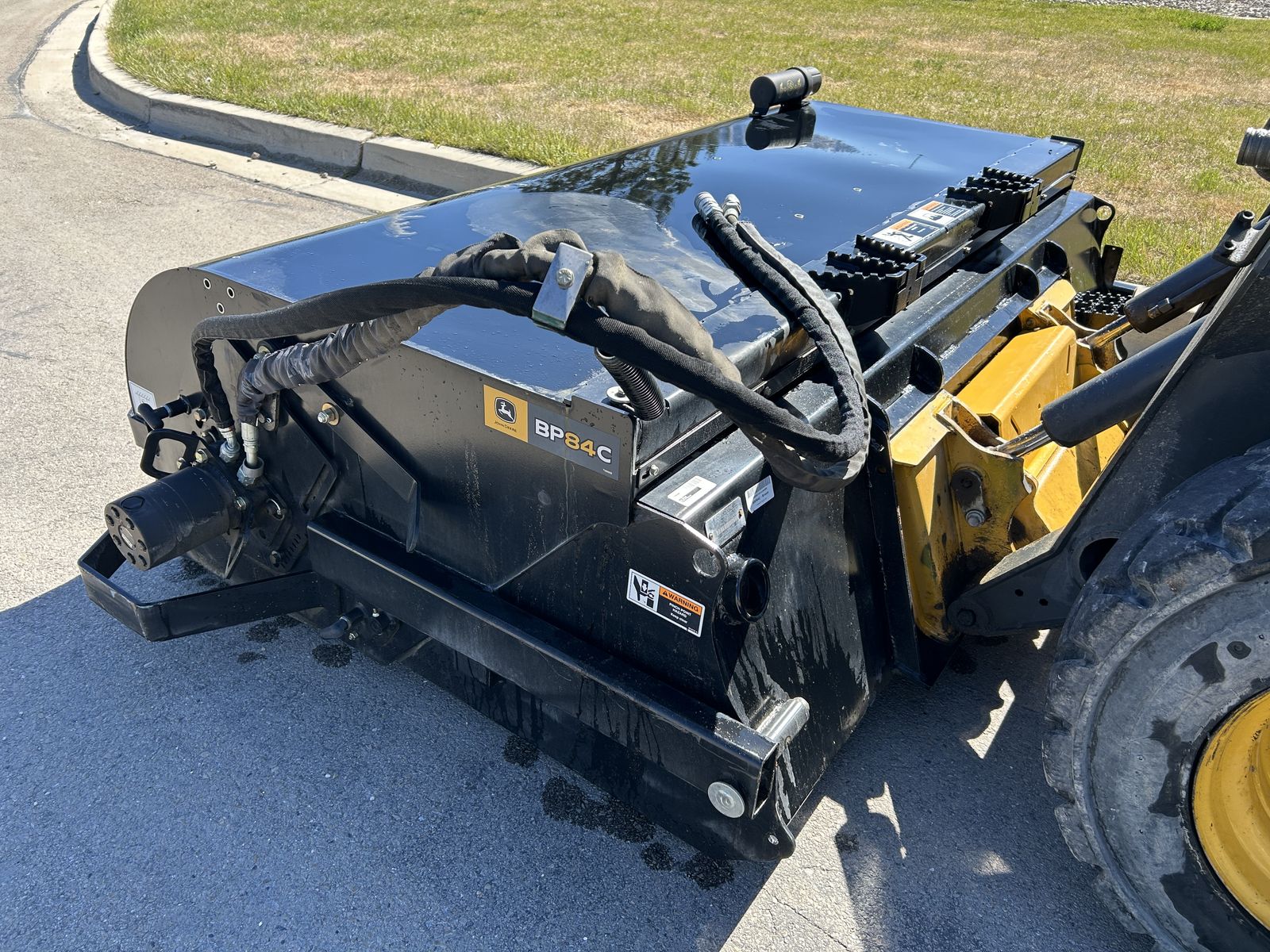 2023 JOHN DEERE BP84C 84" Pick-Up Broom