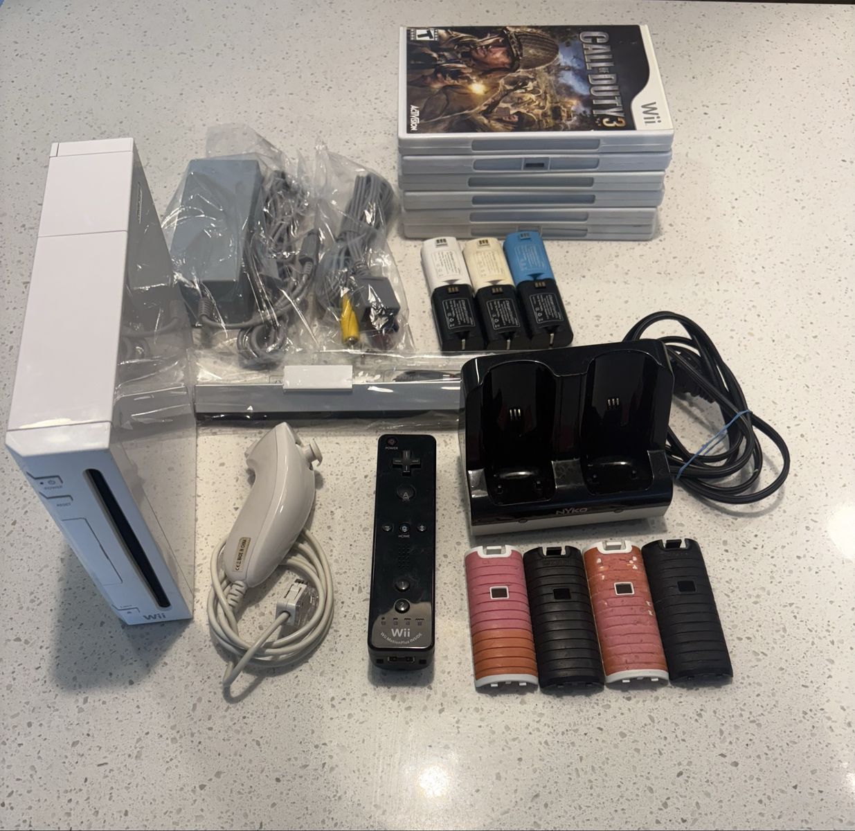 Modded Wii Bundle + 30 Games