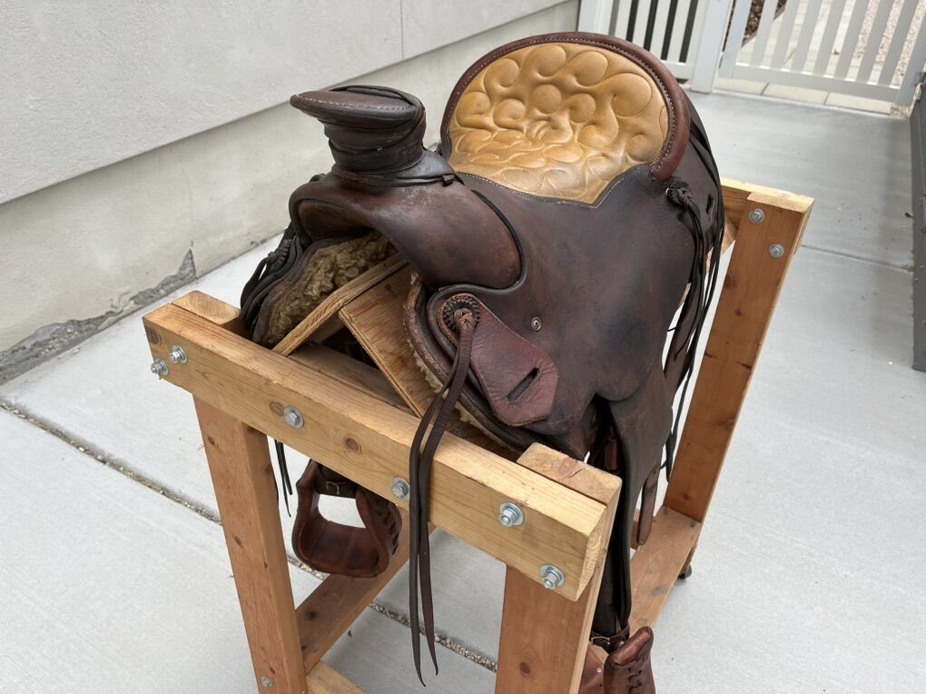 Western Sadddle