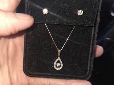 Real rose gold diamond necklace and earrings