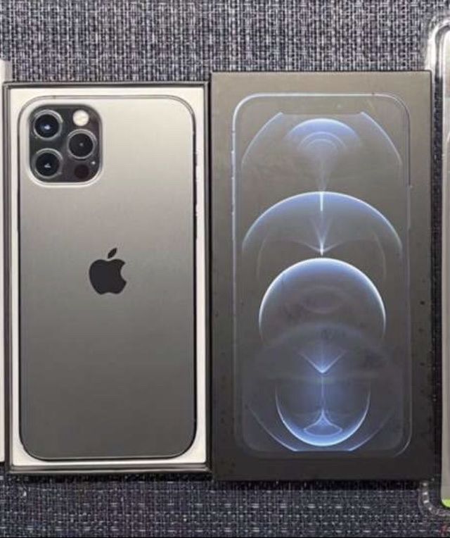 256 iPhone 12 Pro Max Unlicked 100% Battery