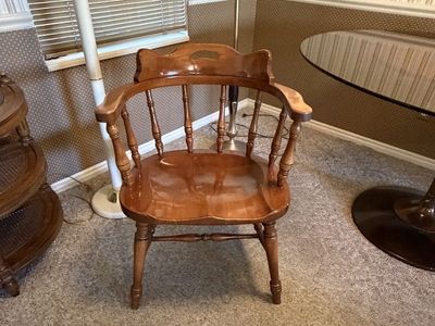 Vintage American Chair Co. Windsor Captain’s Armchair $180 cash/venmo in Provo