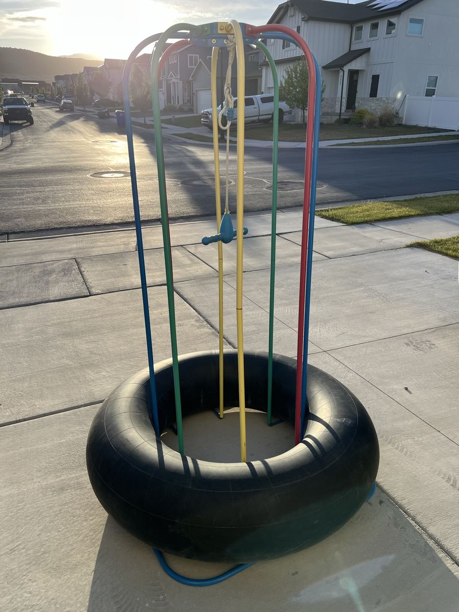 Jungle Jumparoo with Rope Swing