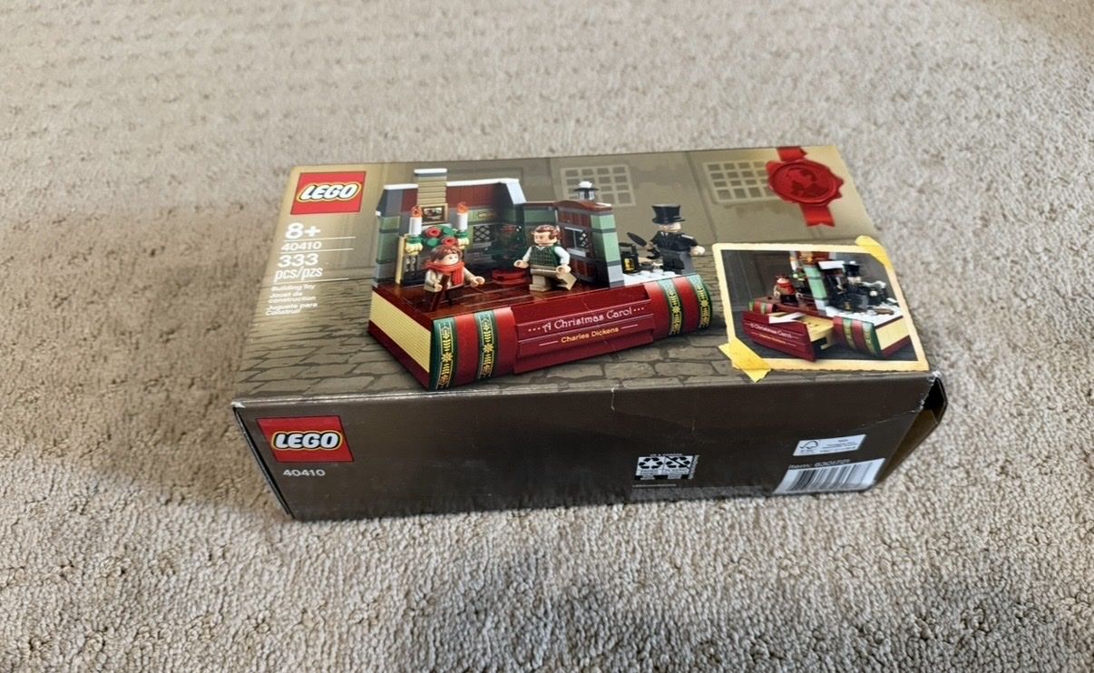 LEGO 40410 Charles Dickens Tribute A Christmas Carol Set 333 Pcs