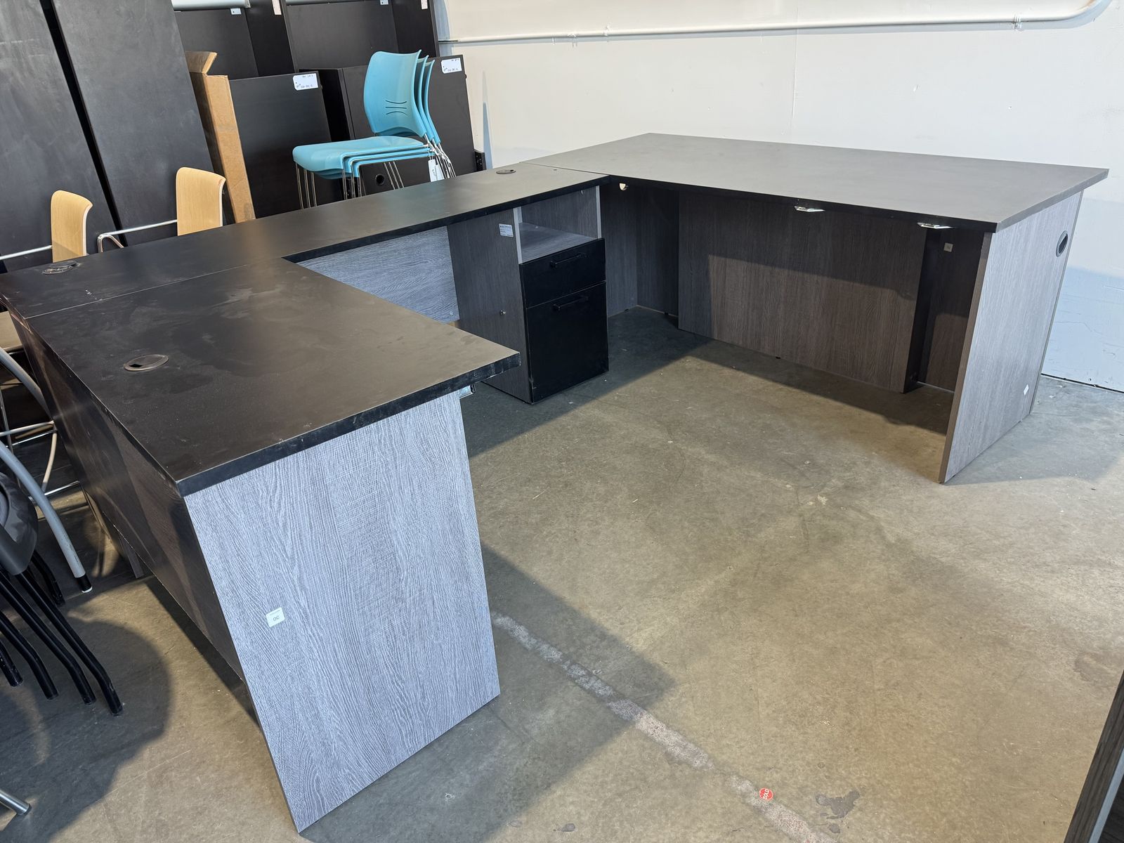 Bestar Office Desk
