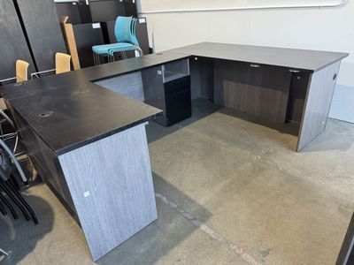 Bestar Office Desk