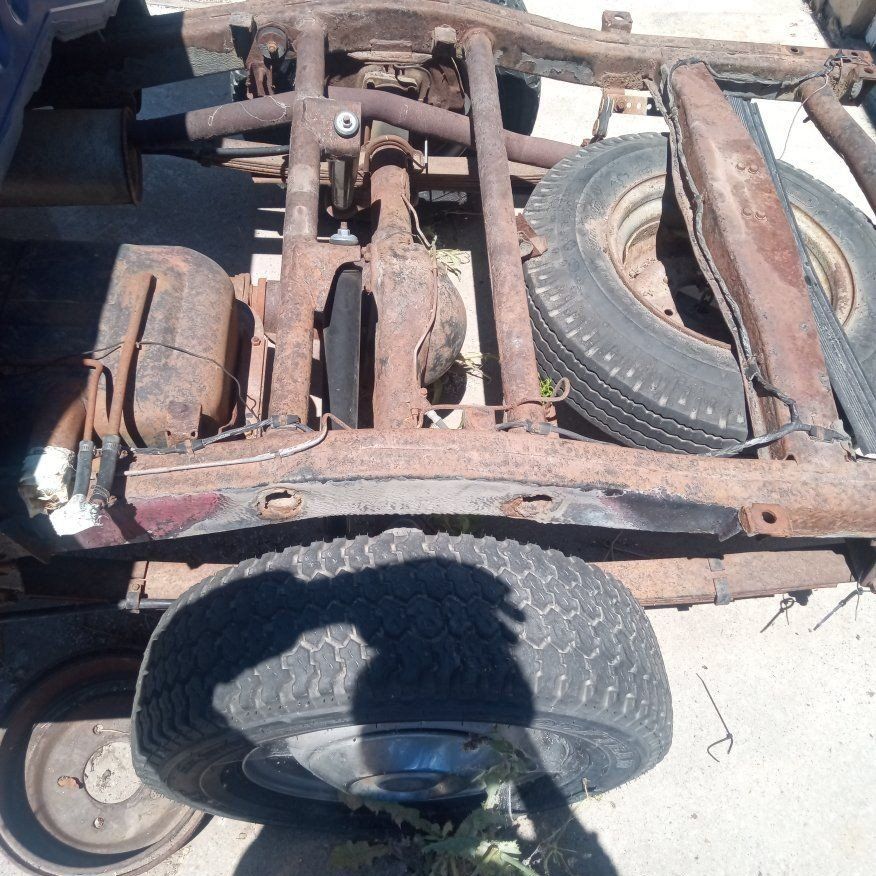 72 Ford curiror chassis running