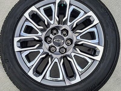 LIKE NEW GMC CHEVY ESCALADE WHEEL TIRE PACKAGE