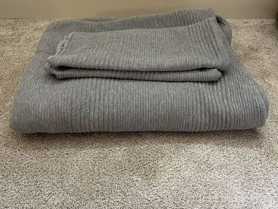 Brooklyn Loom Grey Textured Ribbed Blanket Queen and 2 shams