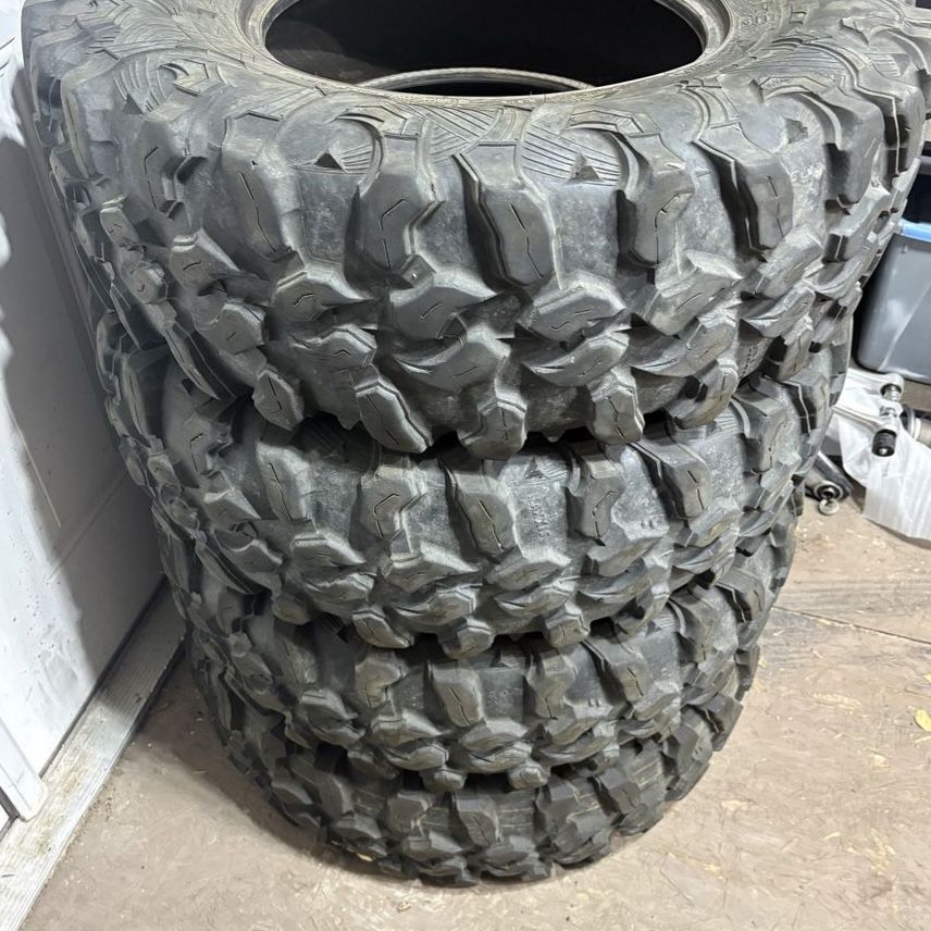 Maxxis Carnivore 31x10R-15 UTV Tires