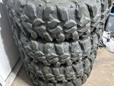 Maxxis Carnivore 31x10R-15 UTV Tires