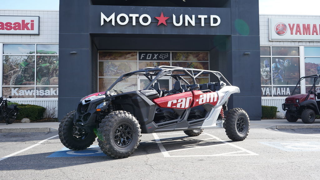 2025 Can-Am® Maverick X3 Max RS Turbo RR Fiery Red & Hyper Silver