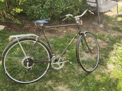 Vintage 27" Raleigh with Brooks Saddle Road Bicycle - Fletscher Reflector, SunTour Shifters, Made in England