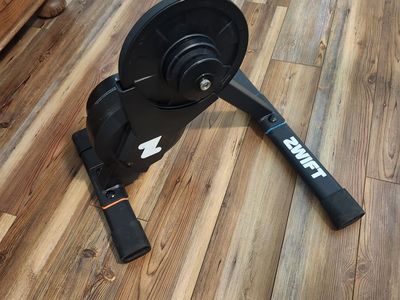 Zwift Hub Trainer with Adapters