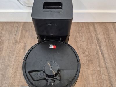 Robo rock self vacuum and mop