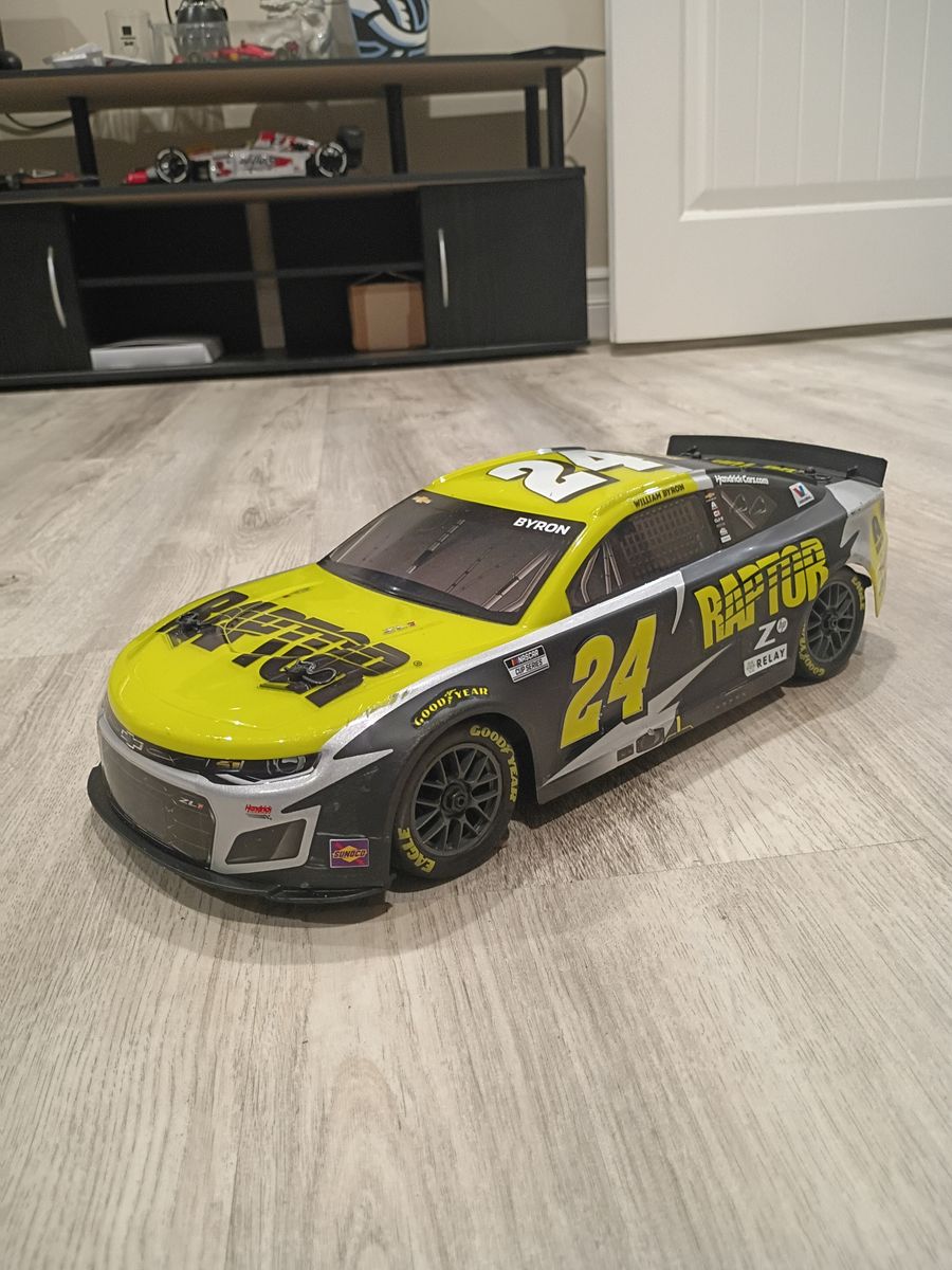 Losi NASCAR