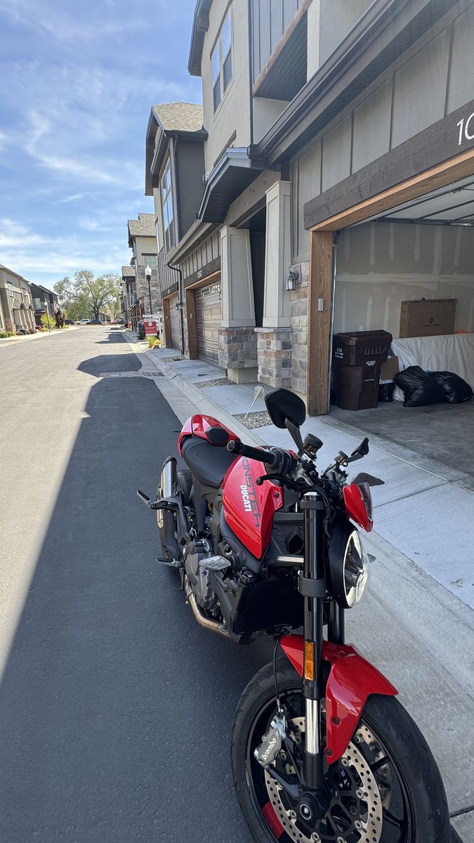 2023 Ducati Monster Plus
