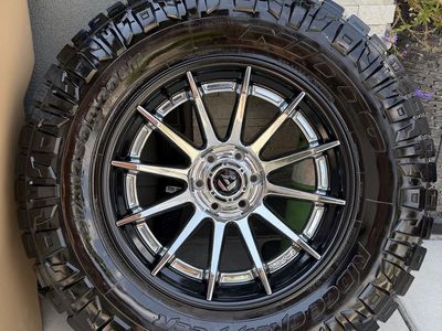 Fuel Wheels & Nitto Ridge Grappler 37X12.50R20LT Tire Set 20" Chrome/Black 10-Ply