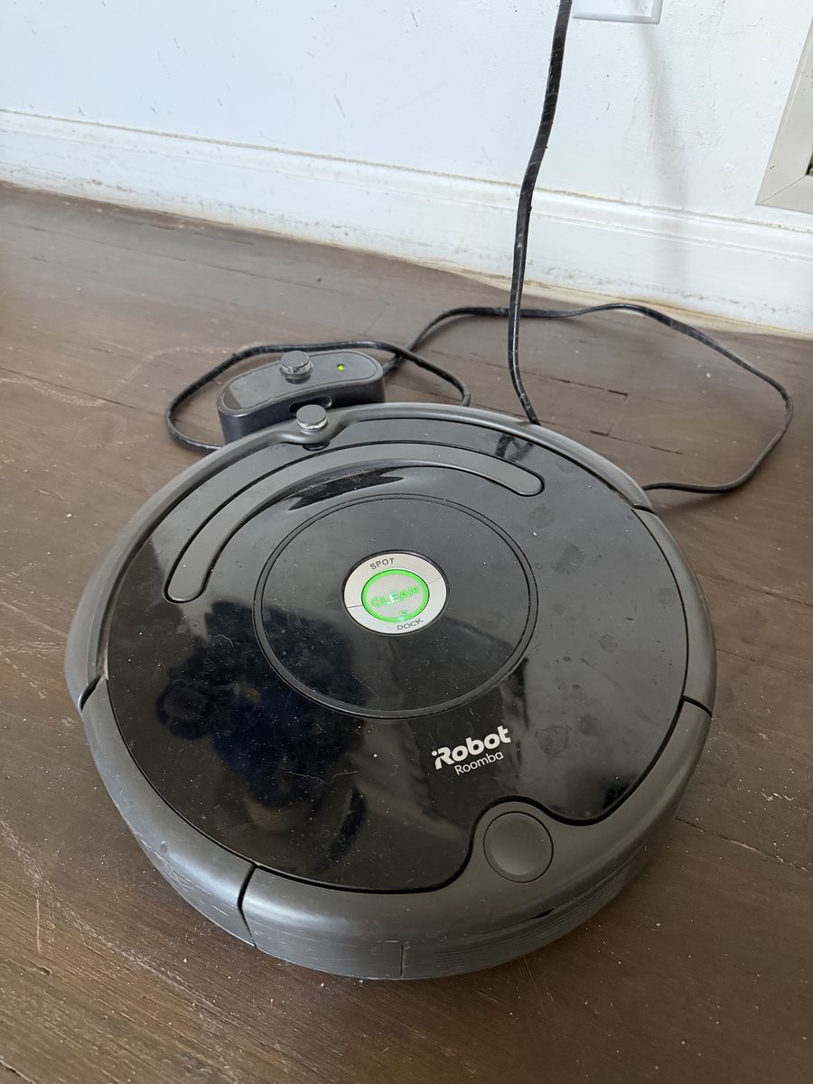 iRobot Roomba Vacuum Cleaner