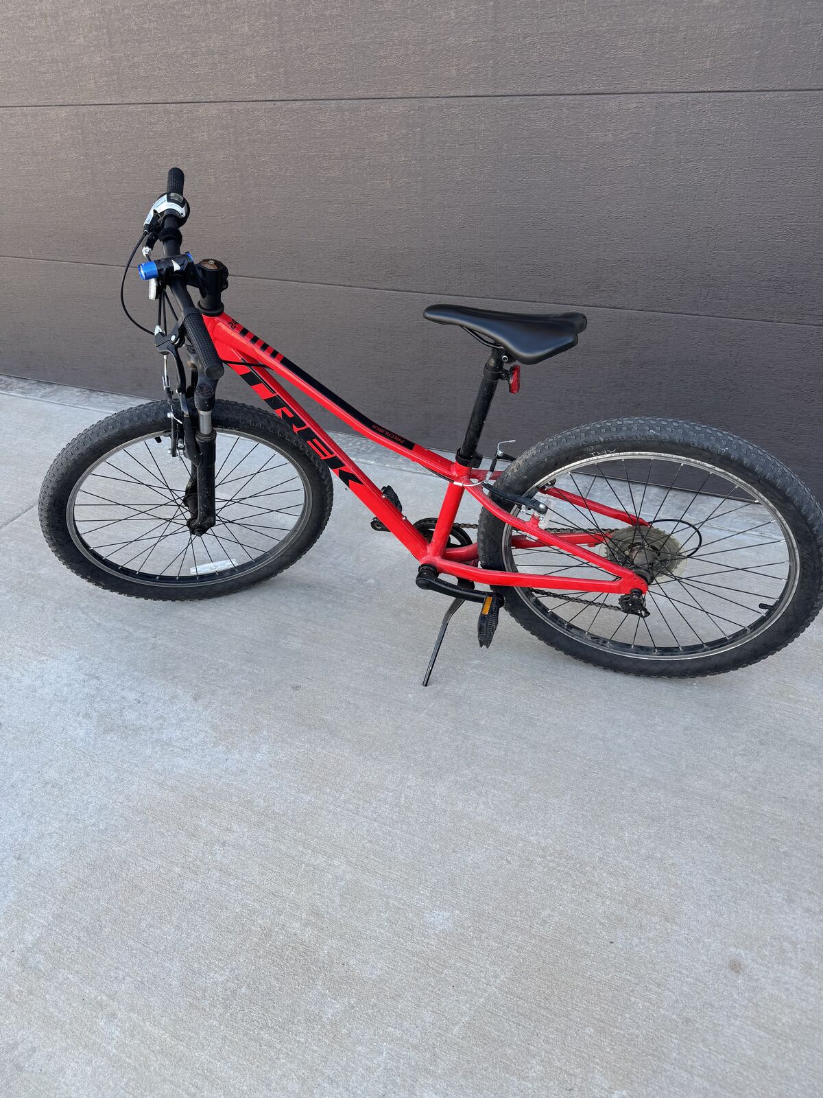 24” trek Junior mt bike