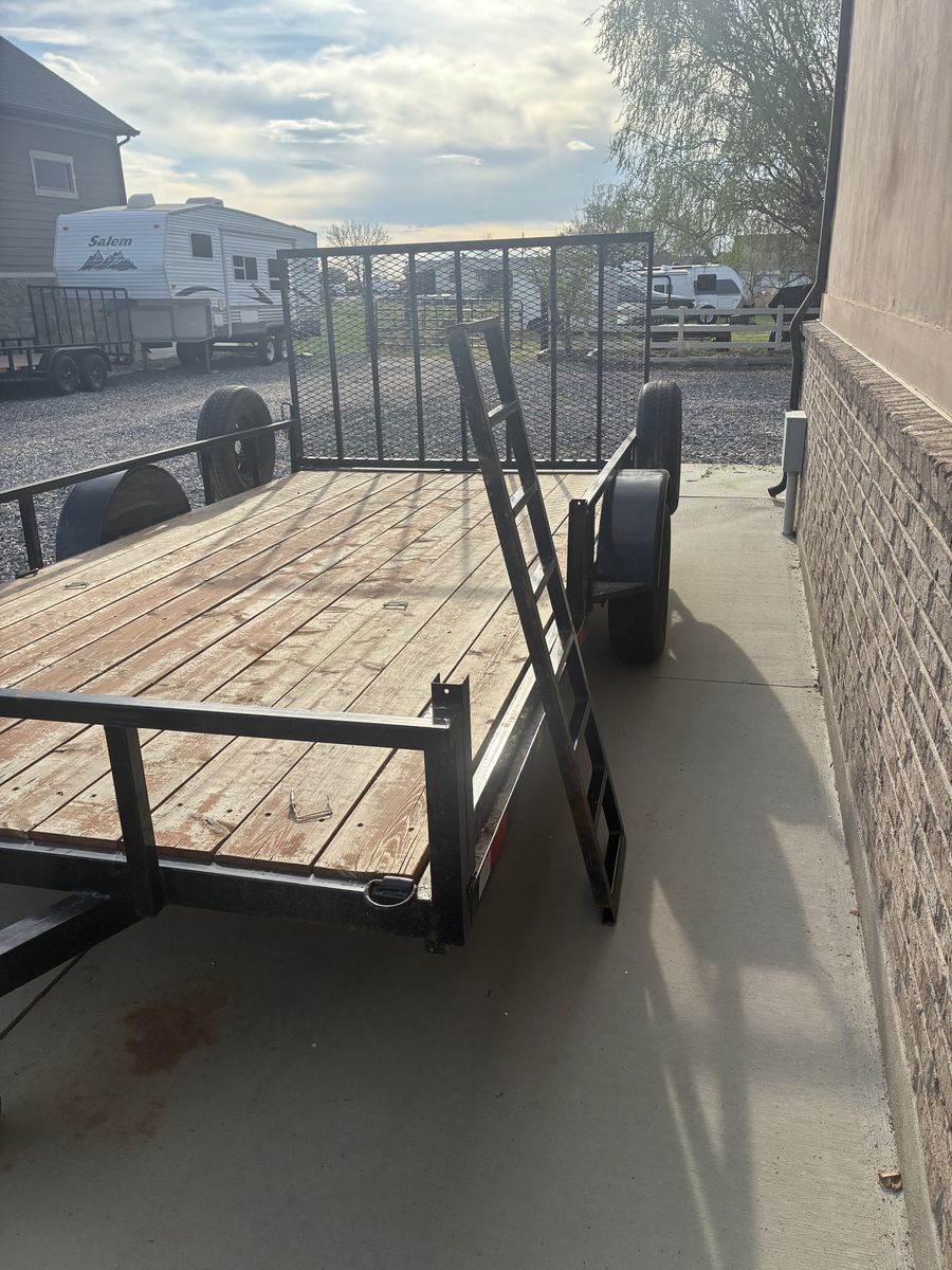 Custom built 7x 14 Bubbas trailer