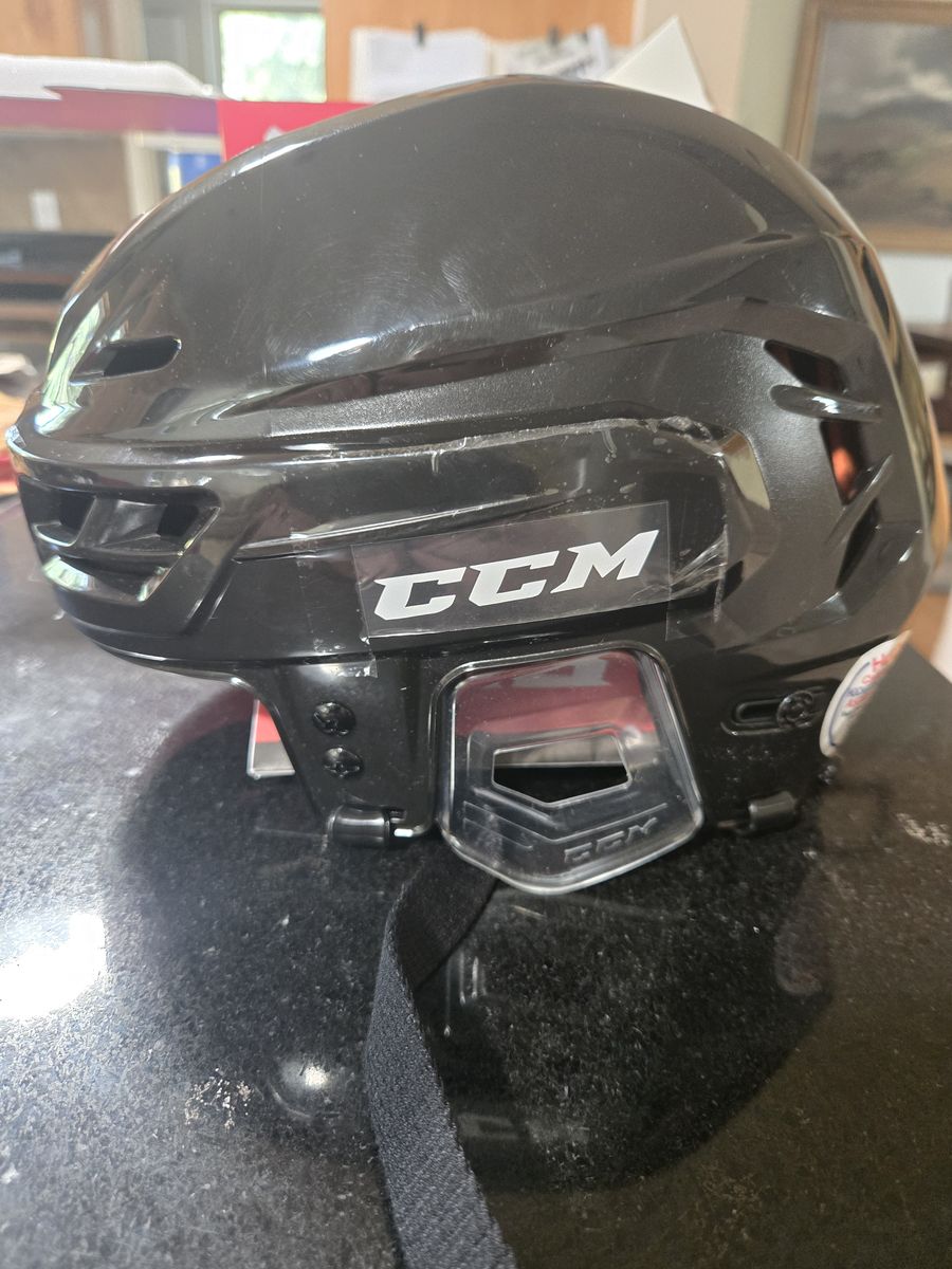 CCM Tacks 710 Hockey Helmet new in box Medium
