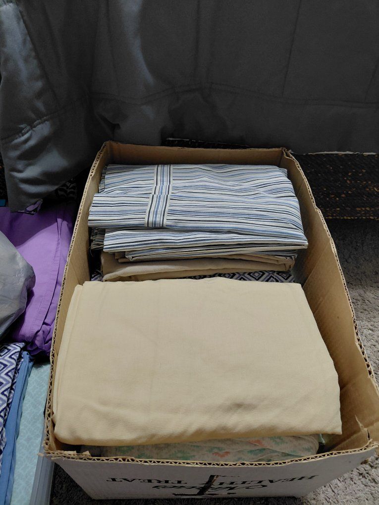 Assorted Box of twin Size Sheets Various Patterns & Colors, Used