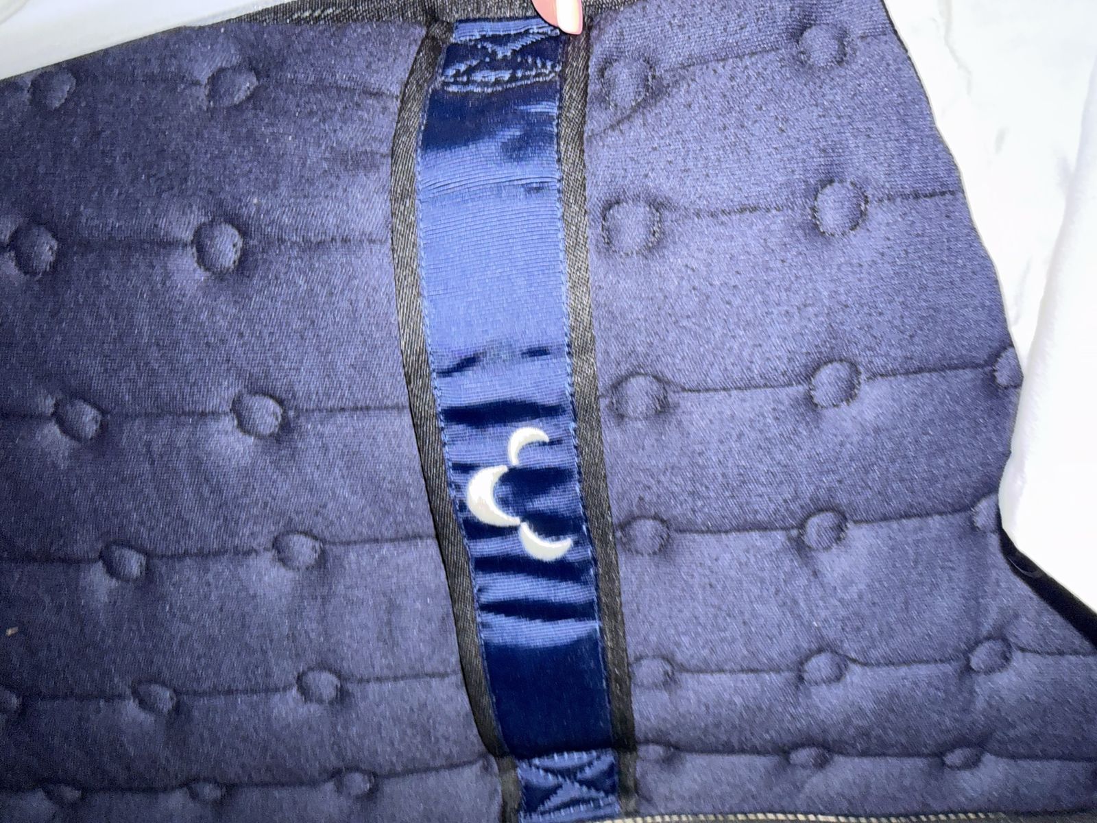 Main image 3