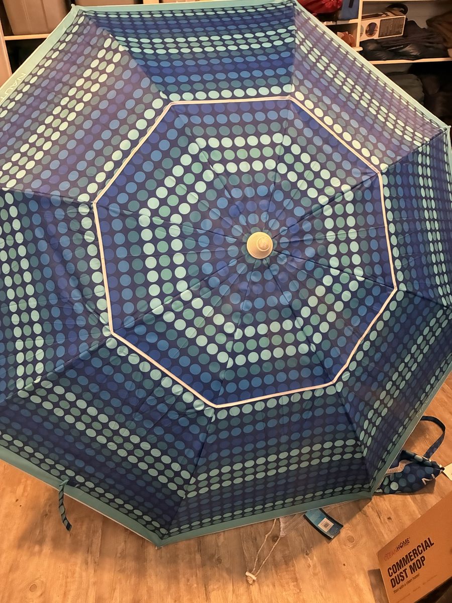 Beach Home Blue Polka Dot Patio Umbrella Outdoor Sun Shade Pool Deck, 7 foot, beach umbrella