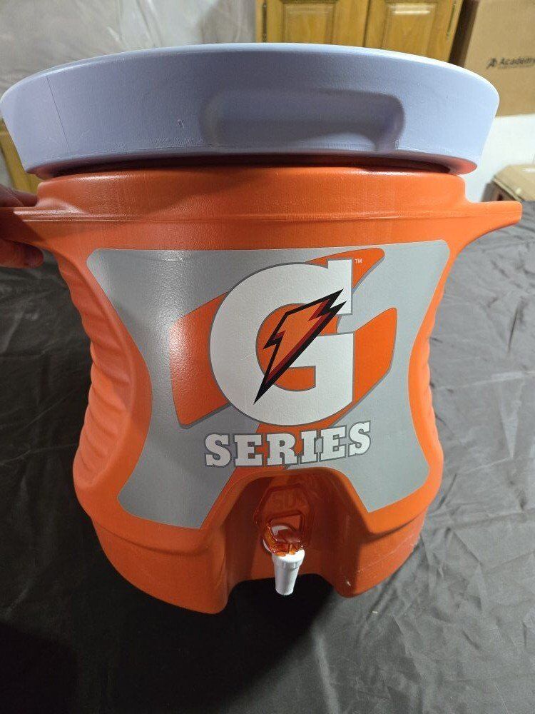 Gatorade Beverage Cooler 7G