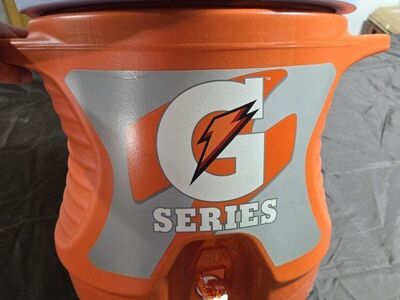 Gatorade Beverage Cooler 7G