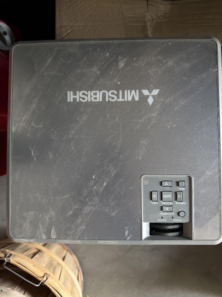 Mitsubishi Projector - Good Condition with Power Cable