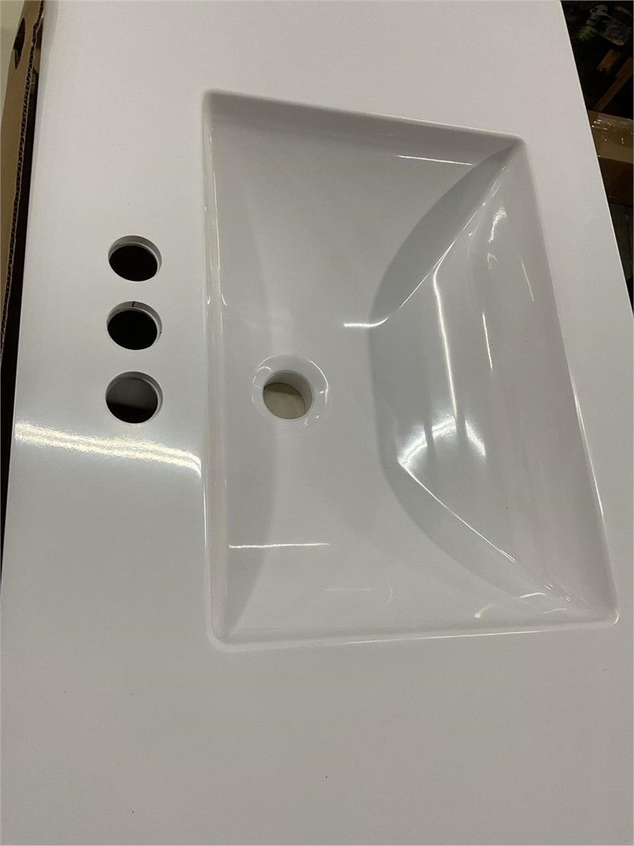 Main image 4