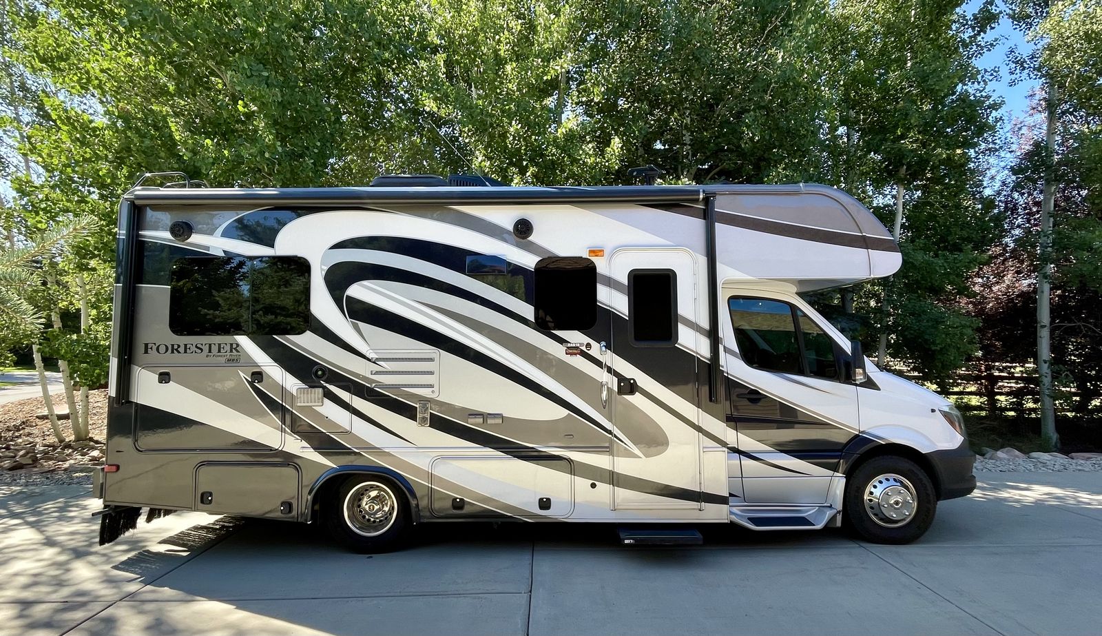 2016 Forest River 2401S