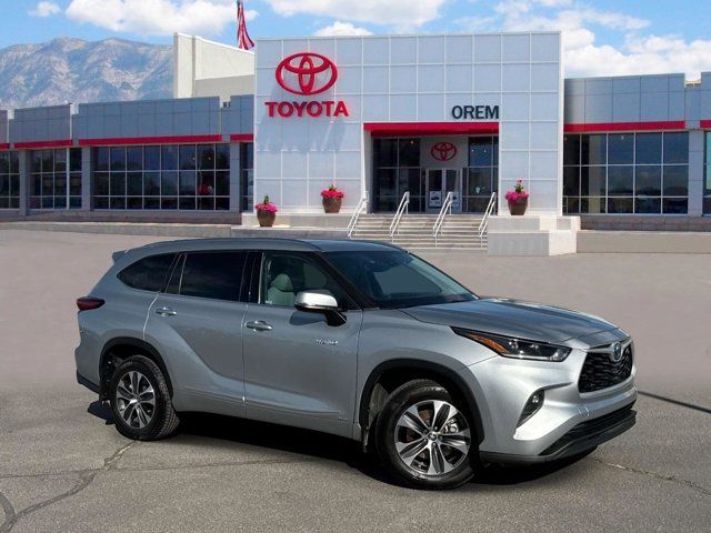 2021 Toyota Highlander XLE
