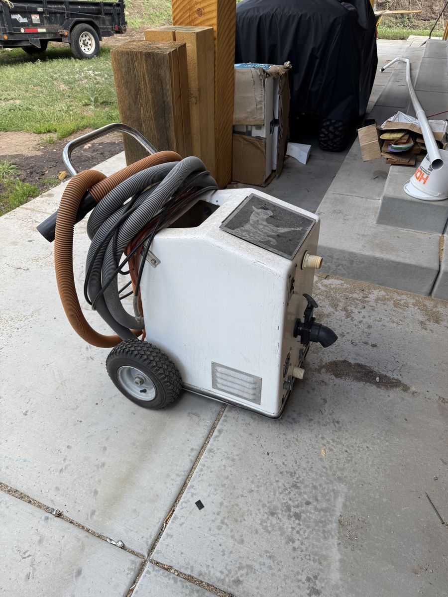 carpet shampoo machine